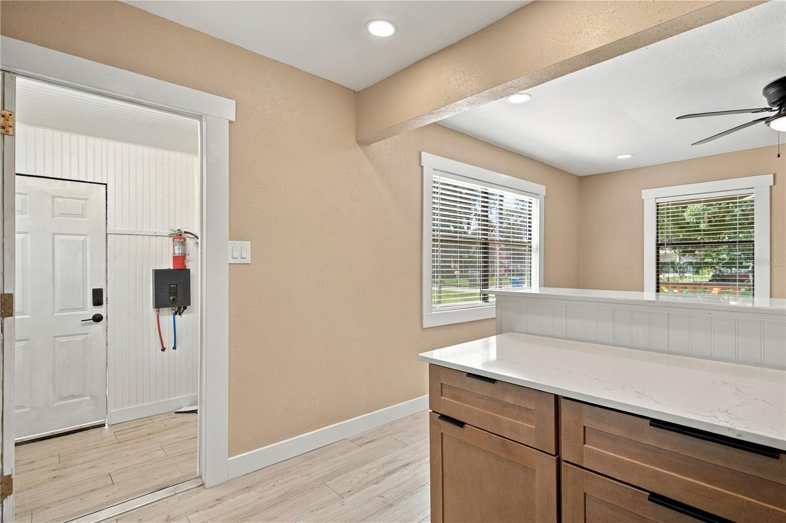 11709 Hoyt Ave Property Photo 27