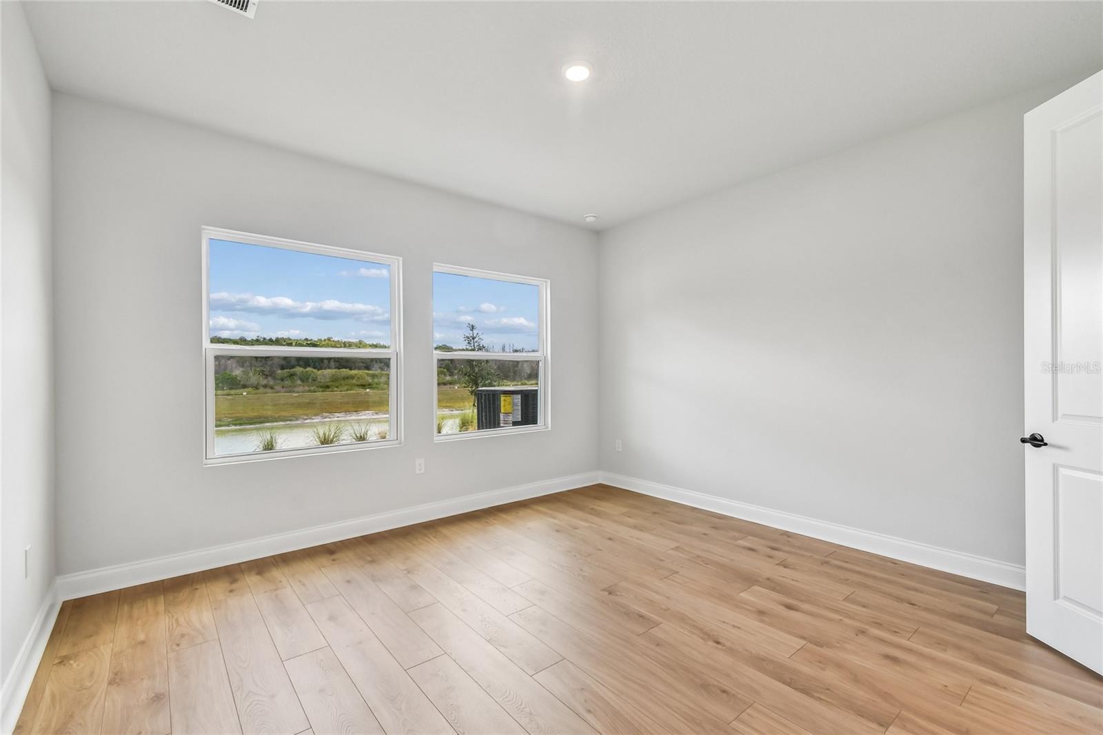 5735 Leaflet Trail Property Photo 17