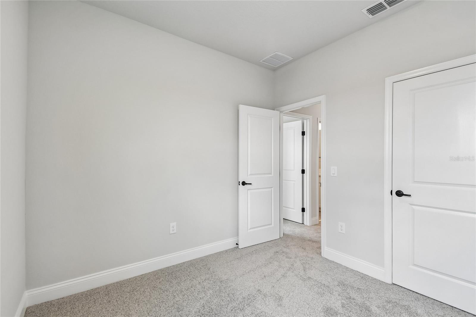 5735 Leaflet Trail Property Photo 30