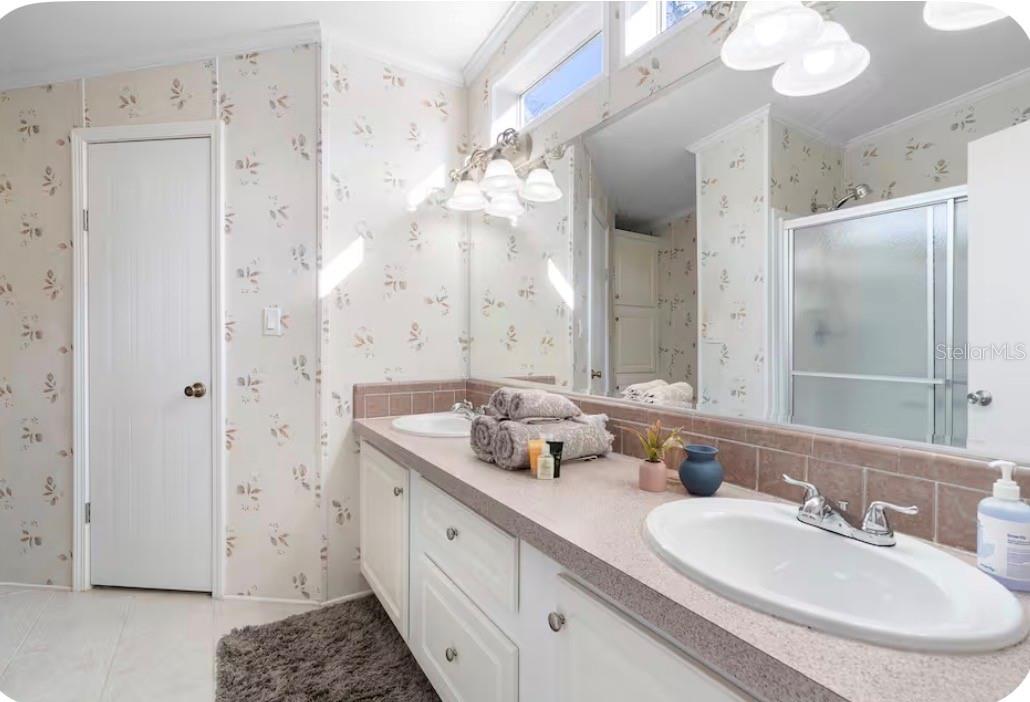 6331 Theodan St Property Photo 19