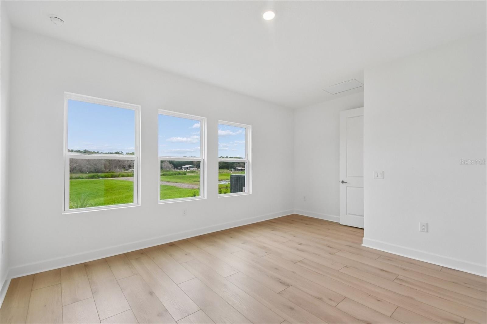 5681 Leaflet Trl Property Photo 13