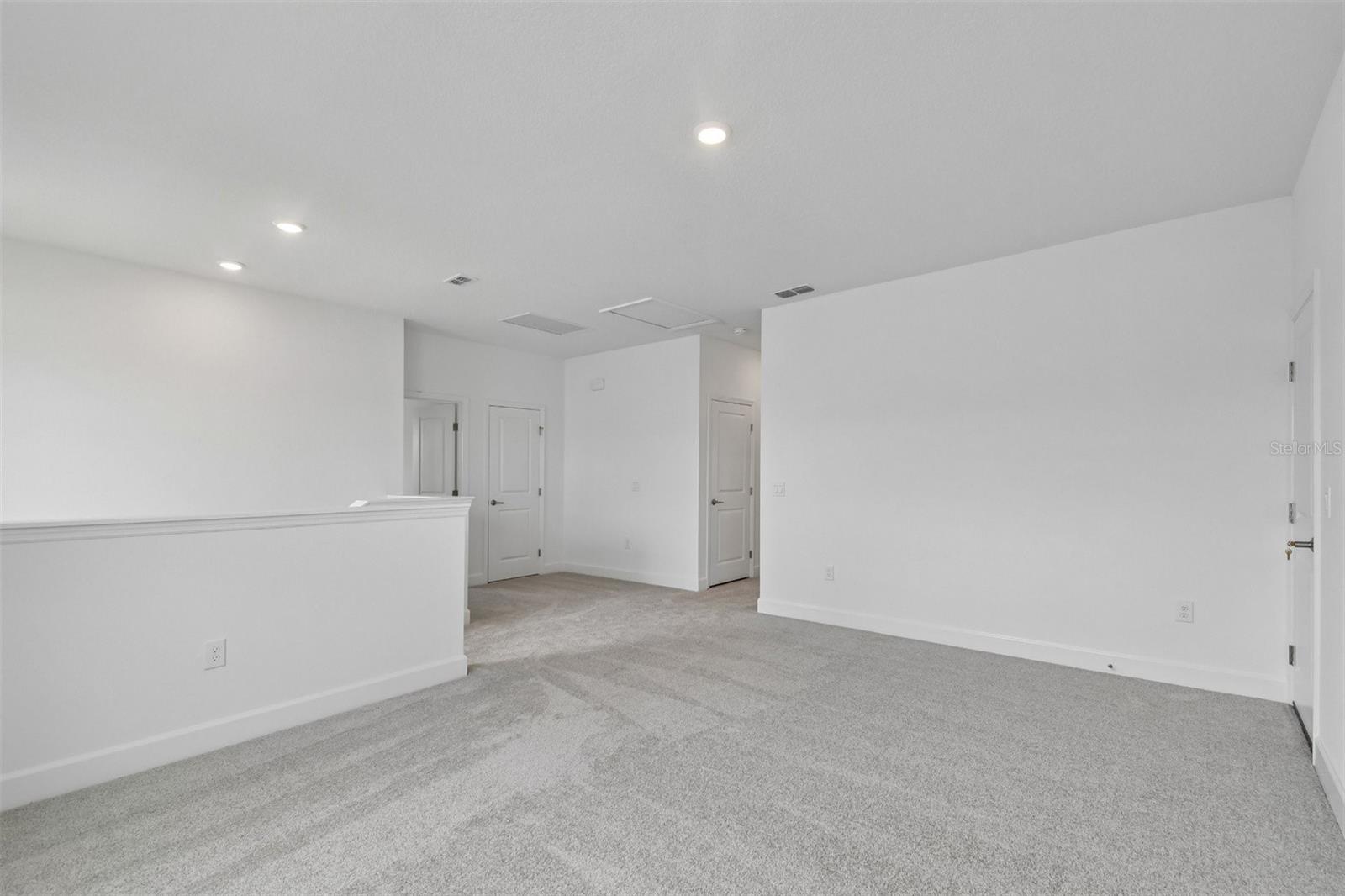 5681 Leaflet Trl Property Photo 20