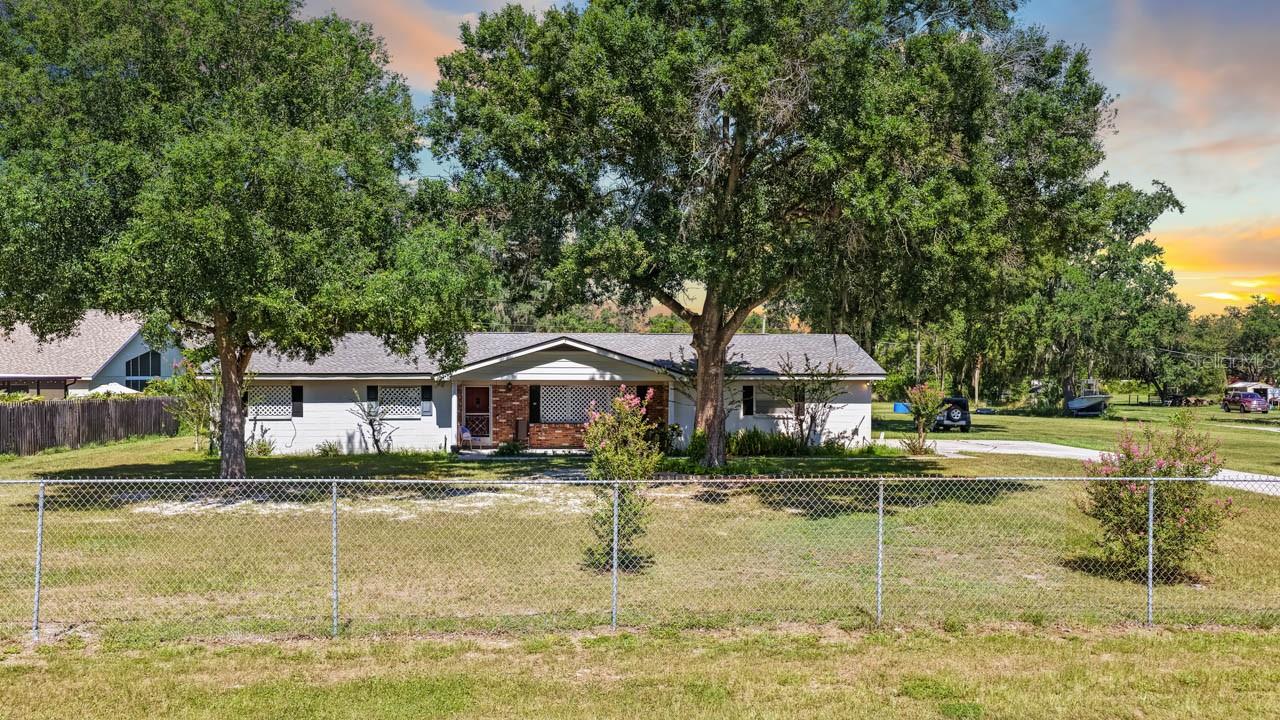 5604 Watson Rd Property Photo 2