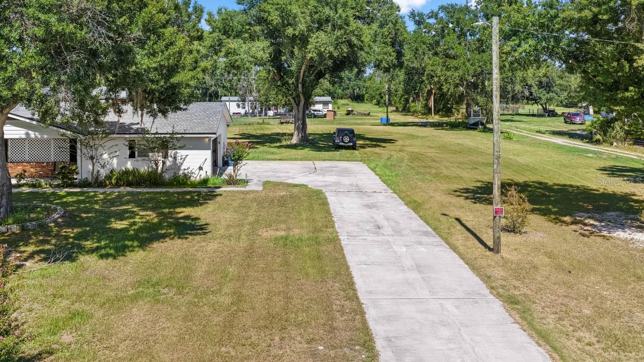 5604 Watson Rd Property Photo 6
