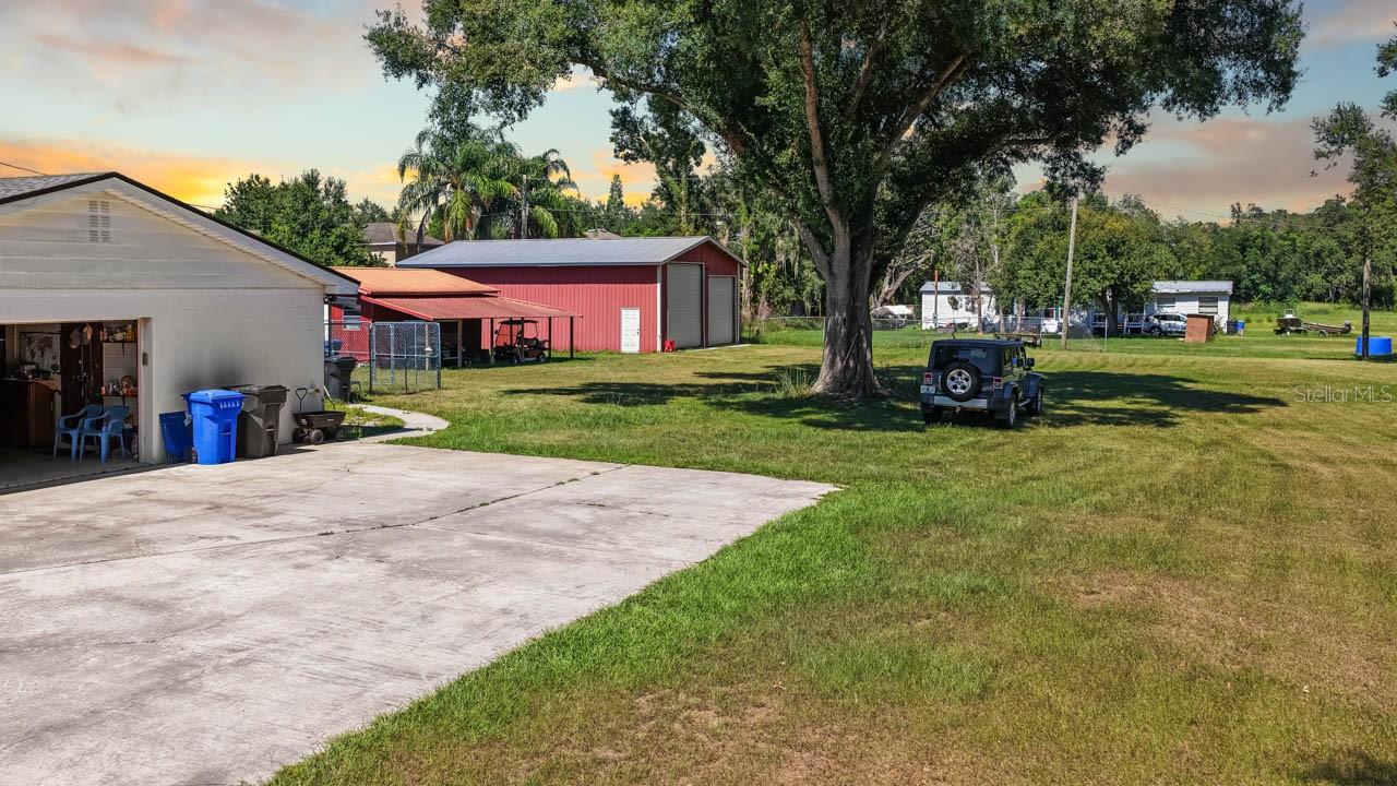 5604 Watson Rd Property Photo 10