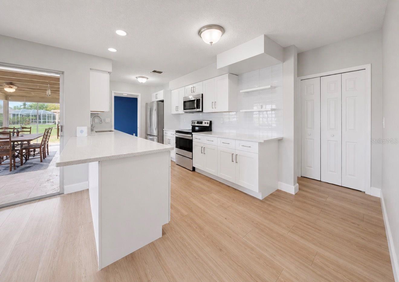 1729 Bikini Ct Property Photo 9