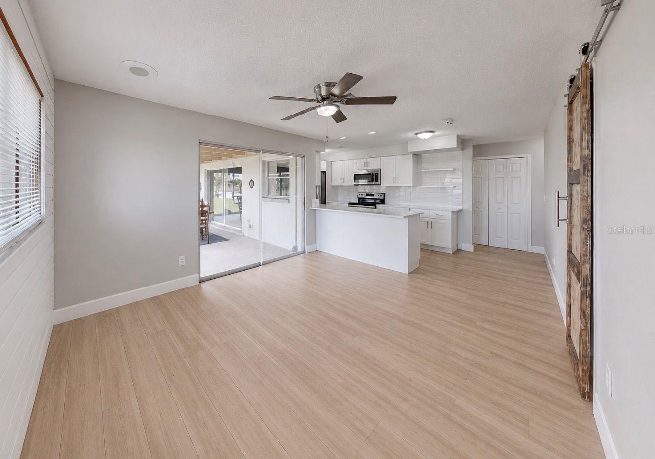 1729 Bikini Ct Property Photo 12