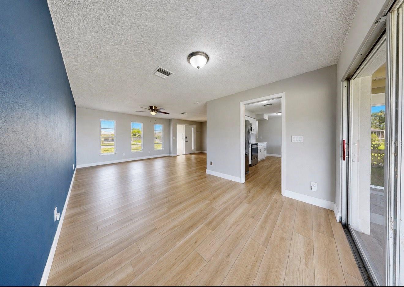 1729 Bikini Ct Property Photo 16