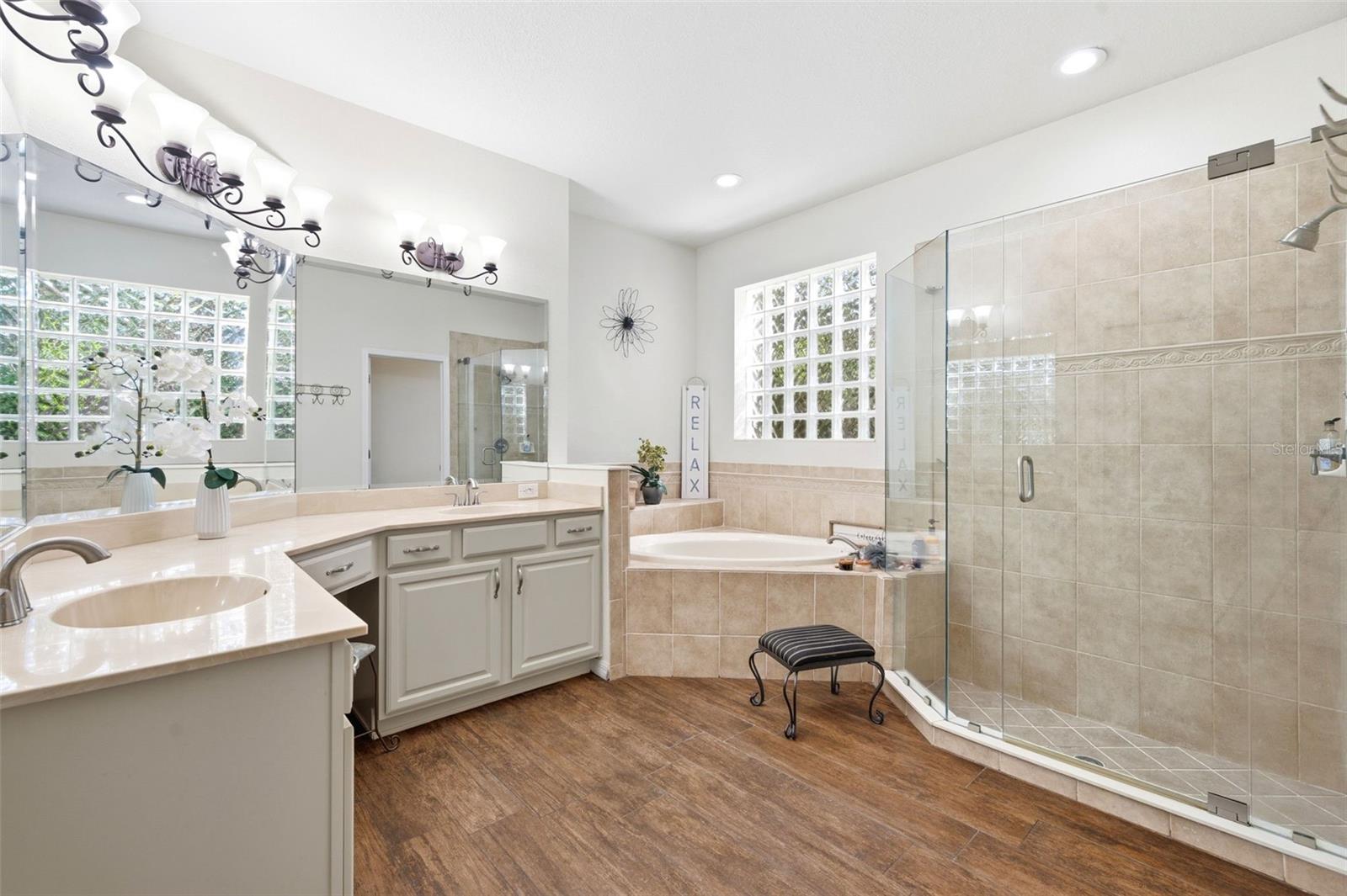 3449 Loggerhead Way Property Photo 21