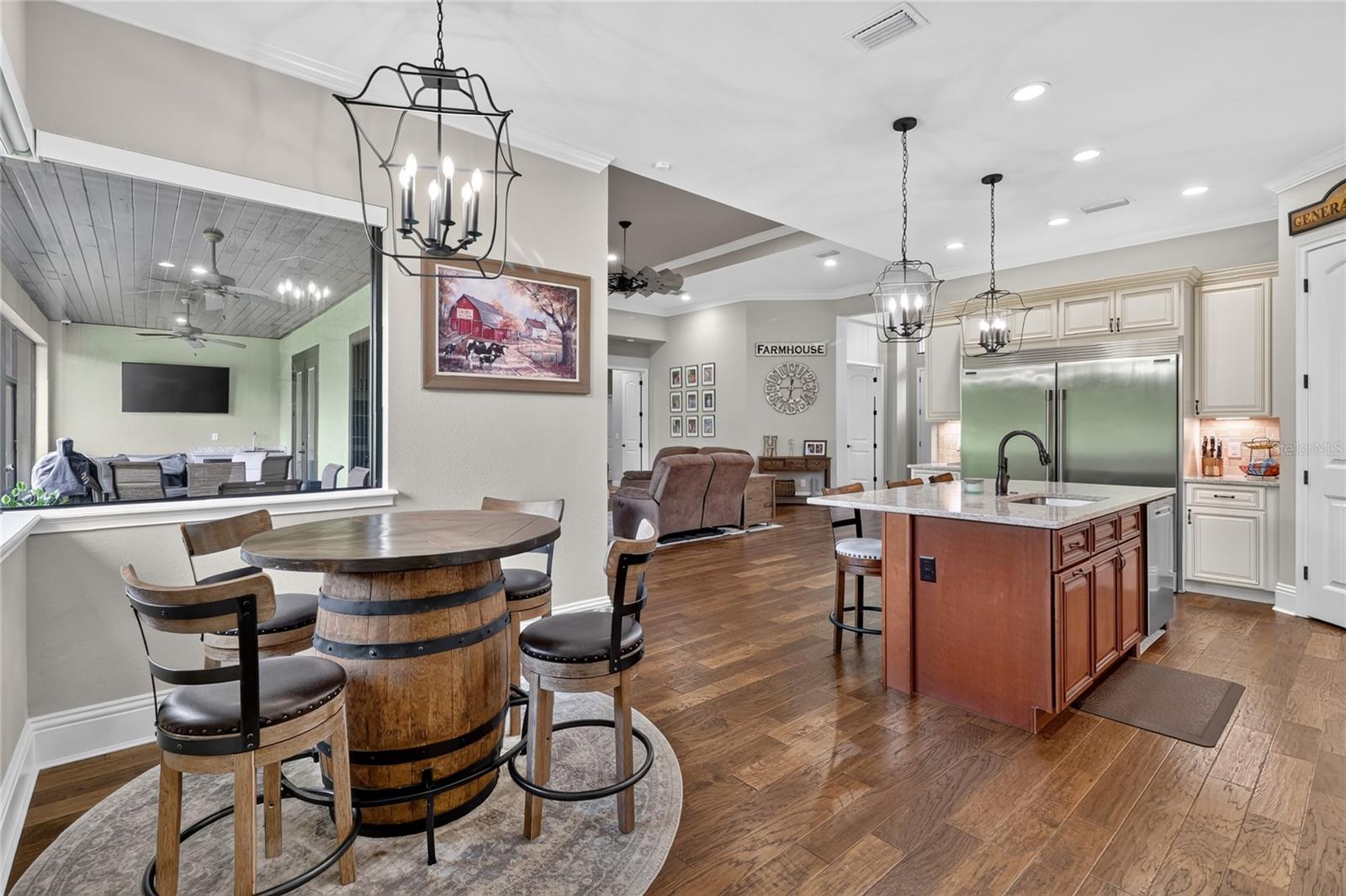2564 Delphi Woods Cir Property Photo 35