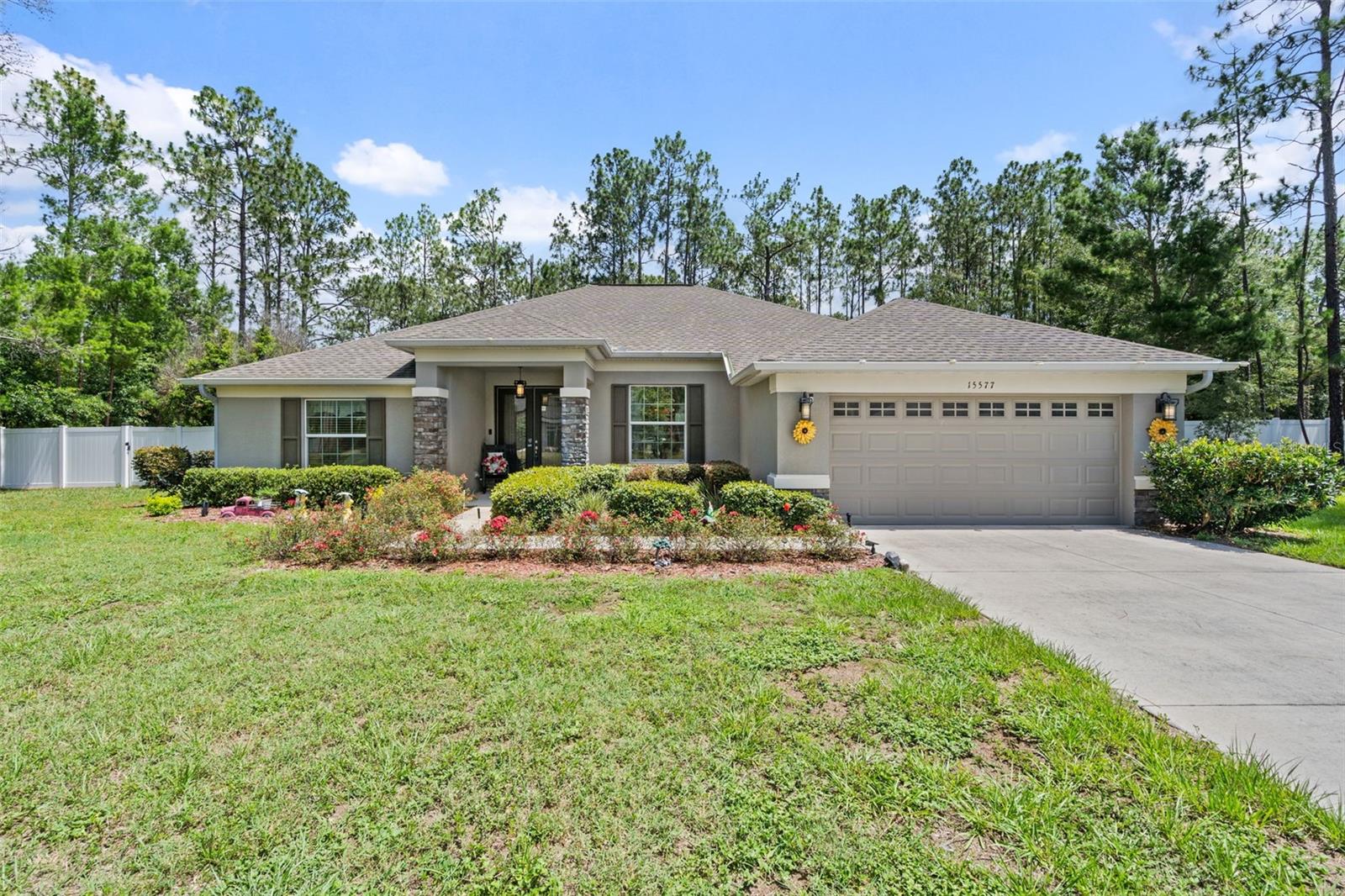 15577 Sago Dr Property Photo 2