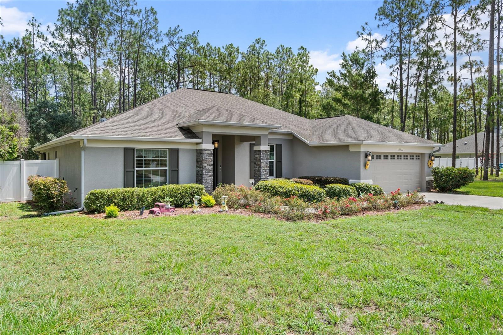 15577 Sago Dr Property Photo 5