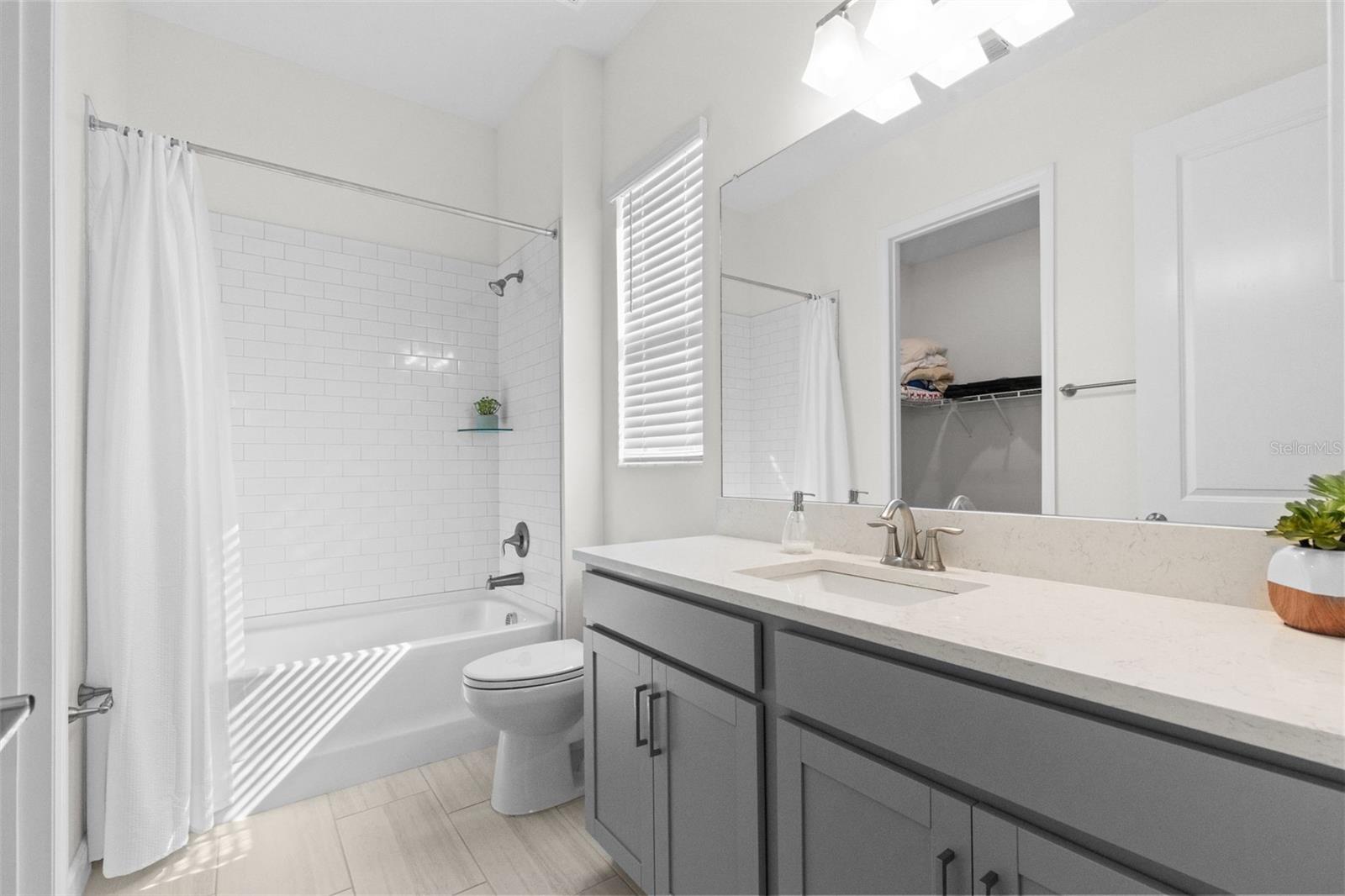 12211 Violet Jasper Dr Property Photo 44