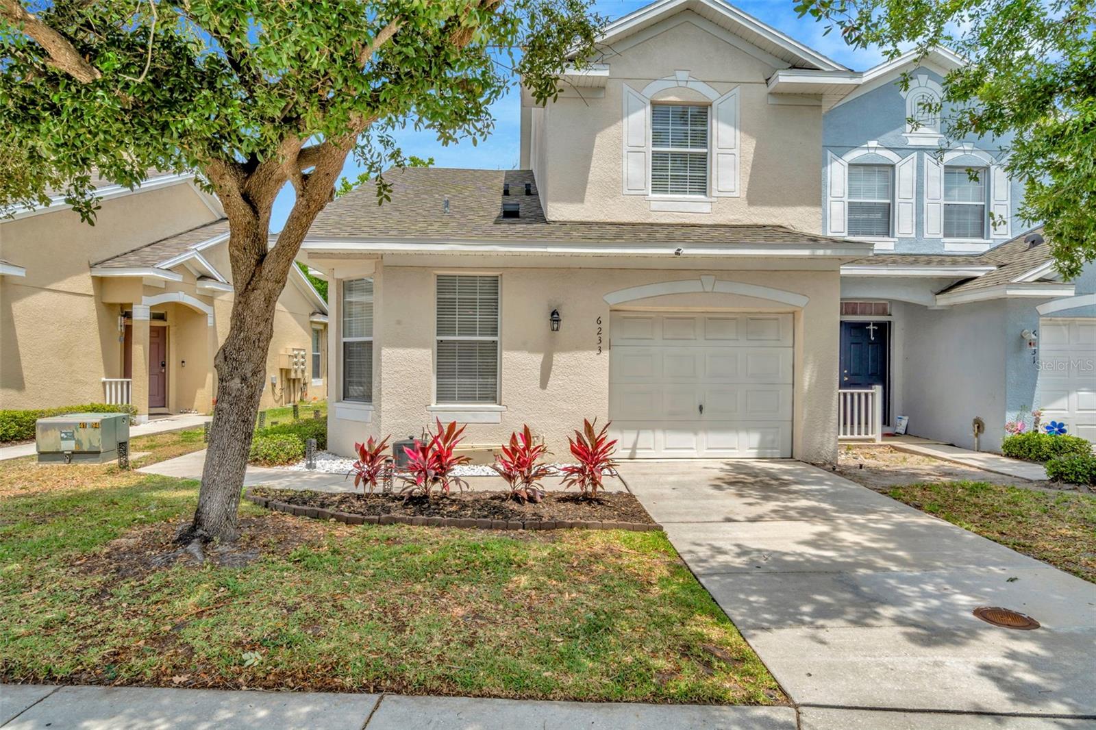 6233 Olivedale Dr Property Photo 1