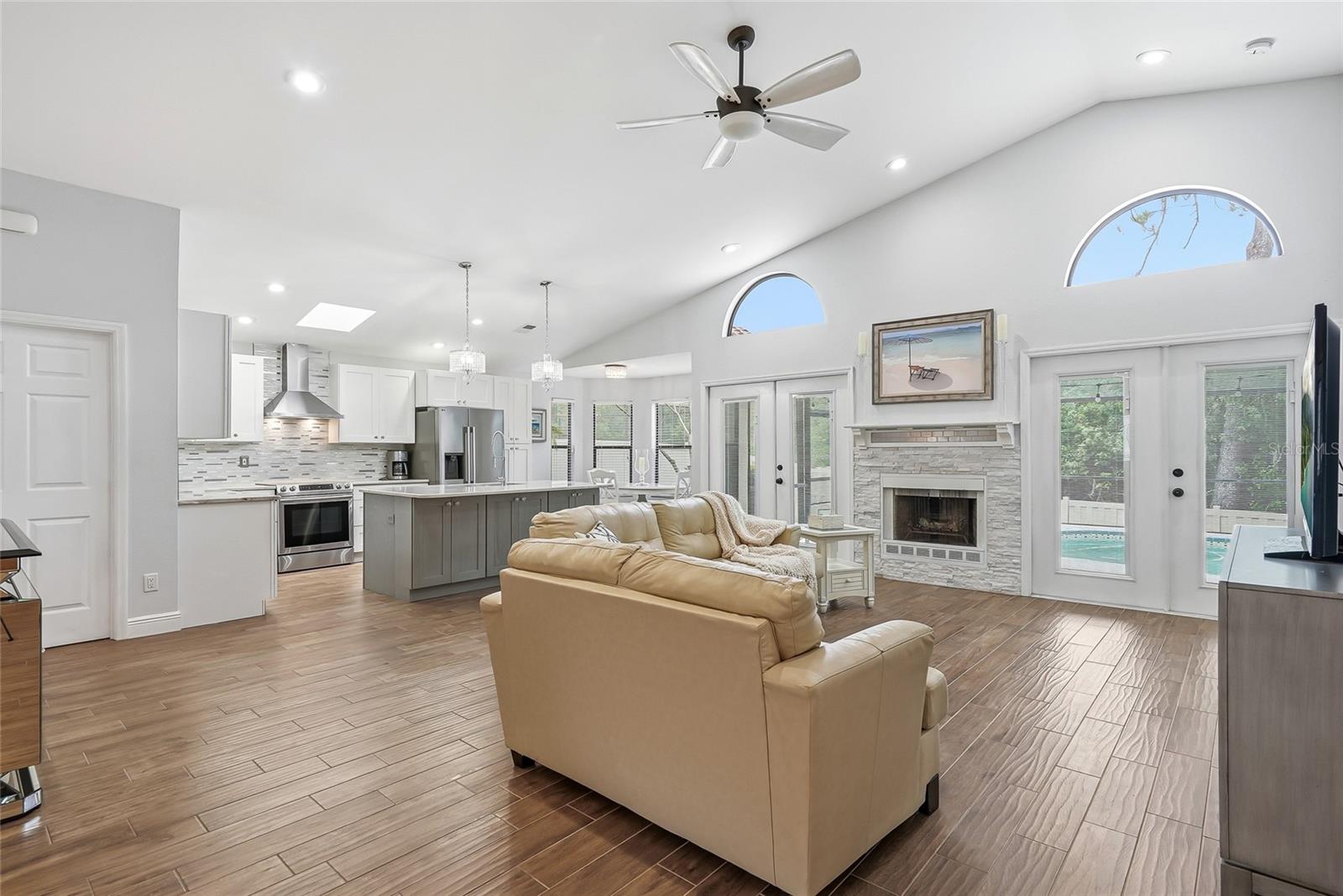 5274 White Sand Cir Ne Property Photo 15