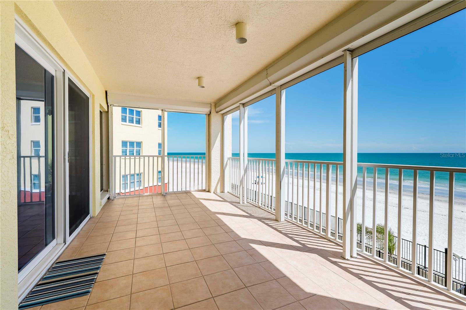 16750 Gulf Blvd #311 Property Photo 3