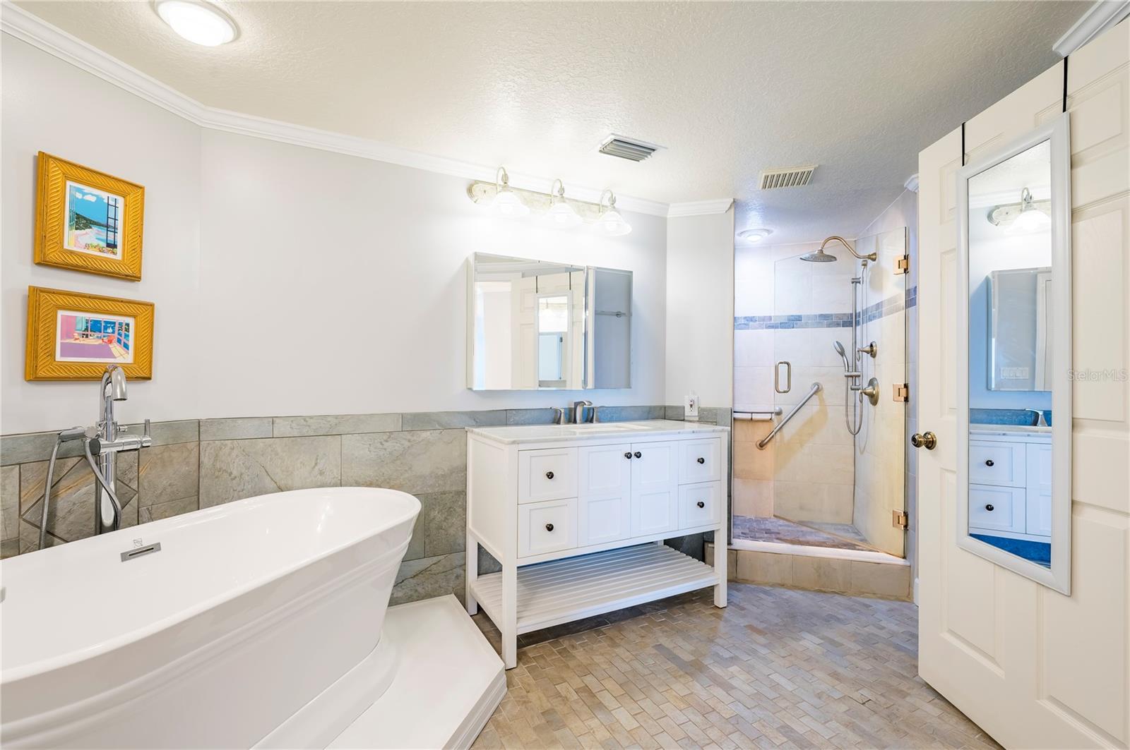 16750 Gulf Blvd #311 Property Photo 24