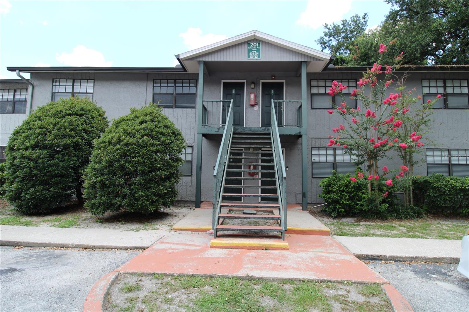 201 POINSETTIA PINE CT #202 Property Photo 1