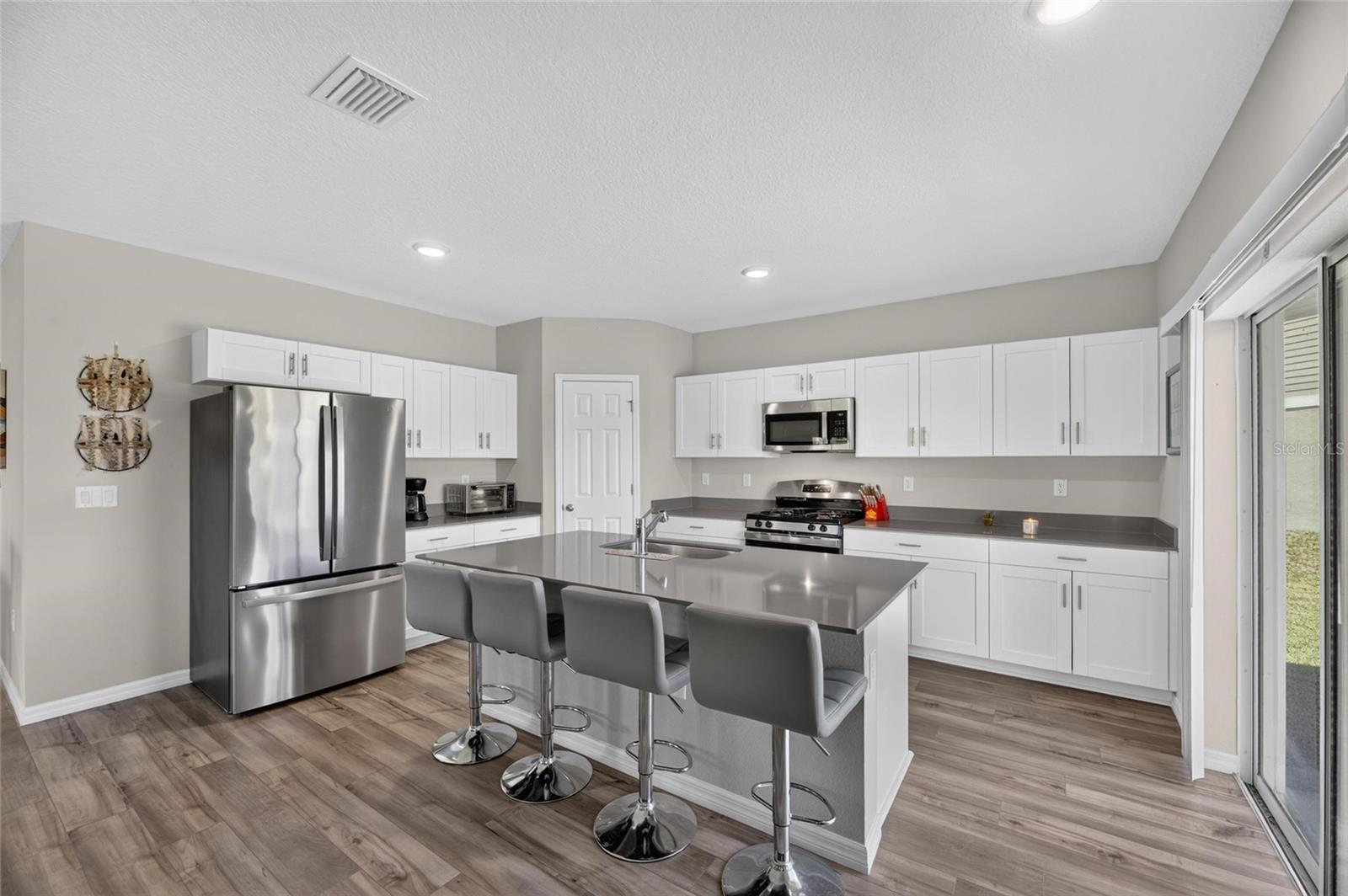 5495 Summer Sunset Dr Property Photo 15