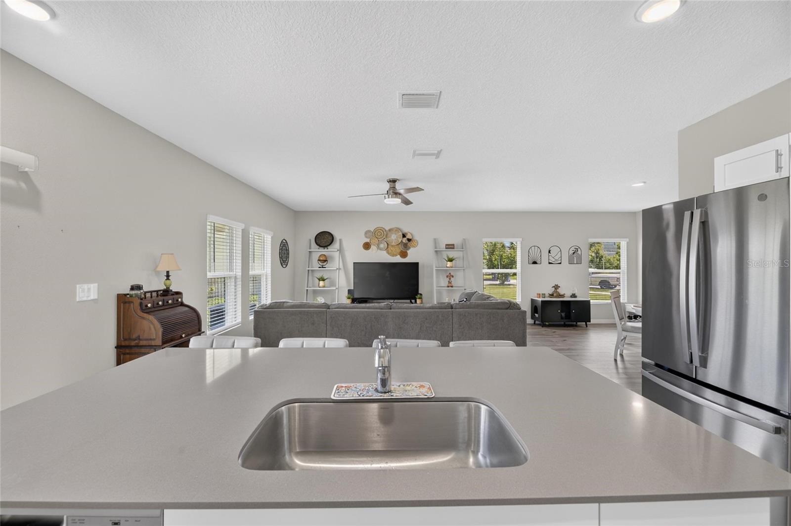 5495 Summer Sunset Dr Property Photo 17