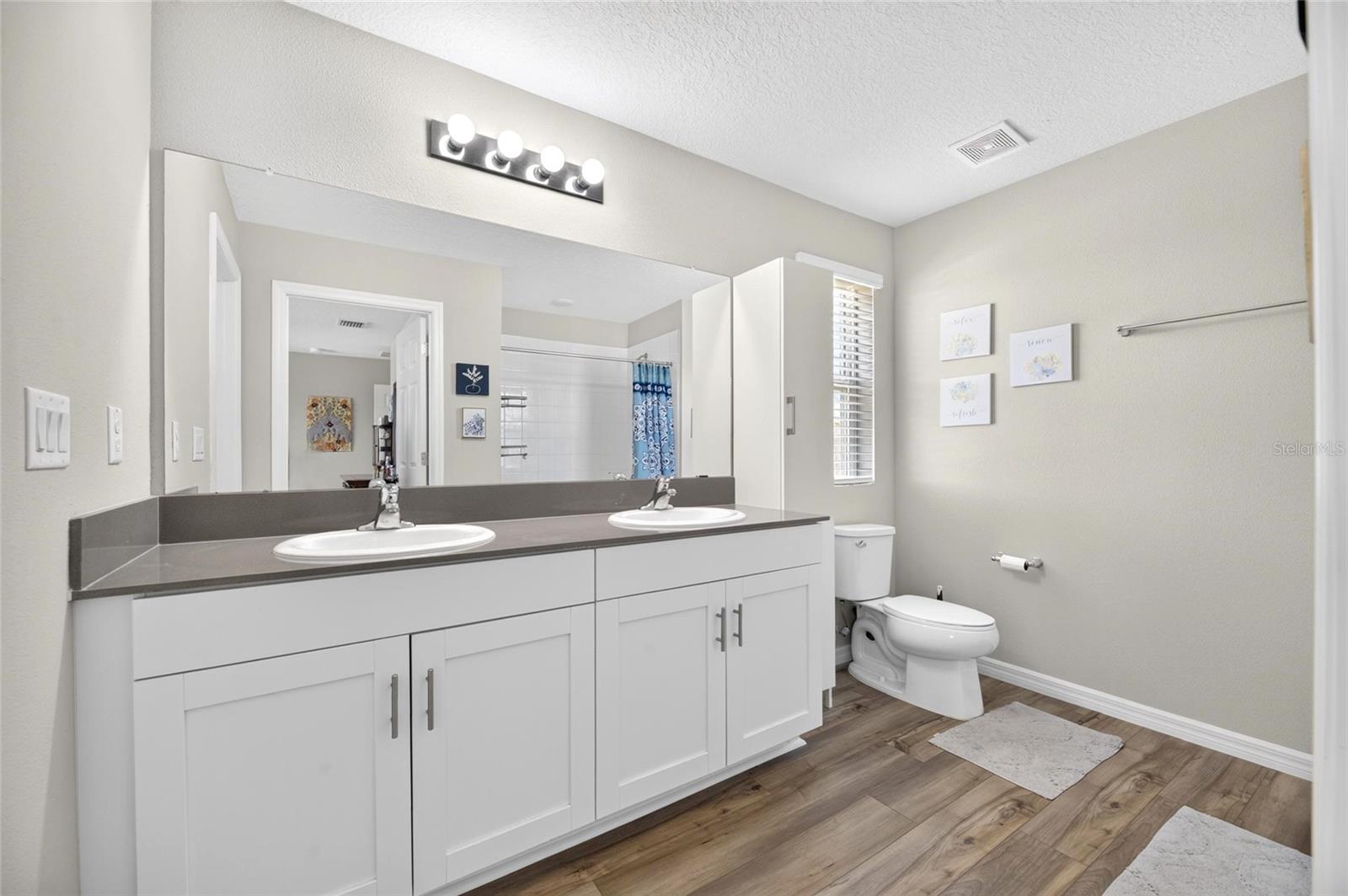 5495 Summer Sunset Dr Property Photo 25