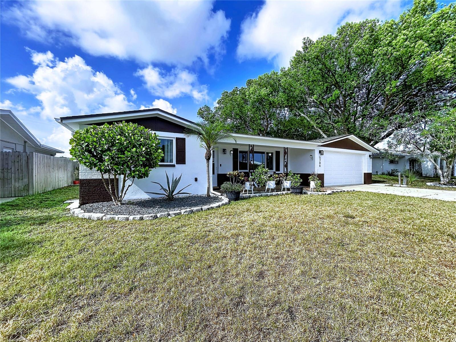 5706 Dove Dr Property Photo 2