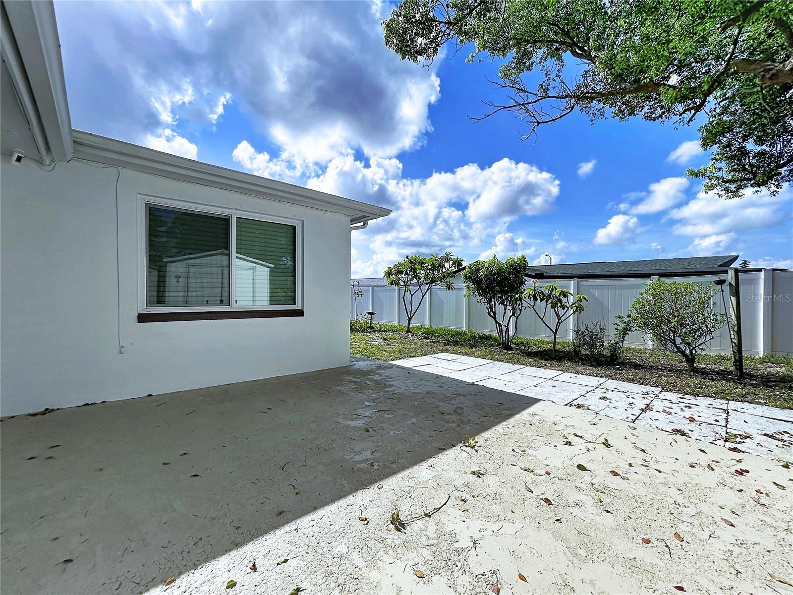5706 Dove Dr Property Photo 4