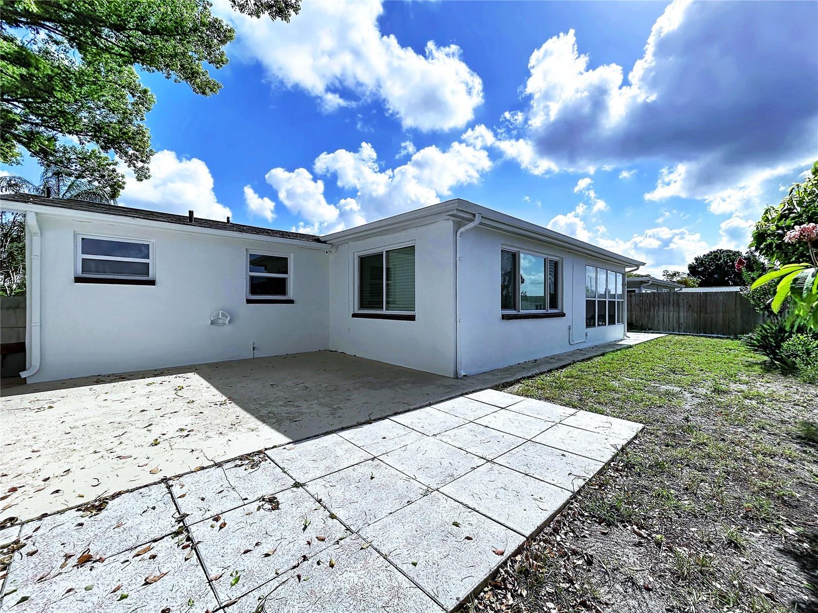 5706 Dove Dr Property Photo 6