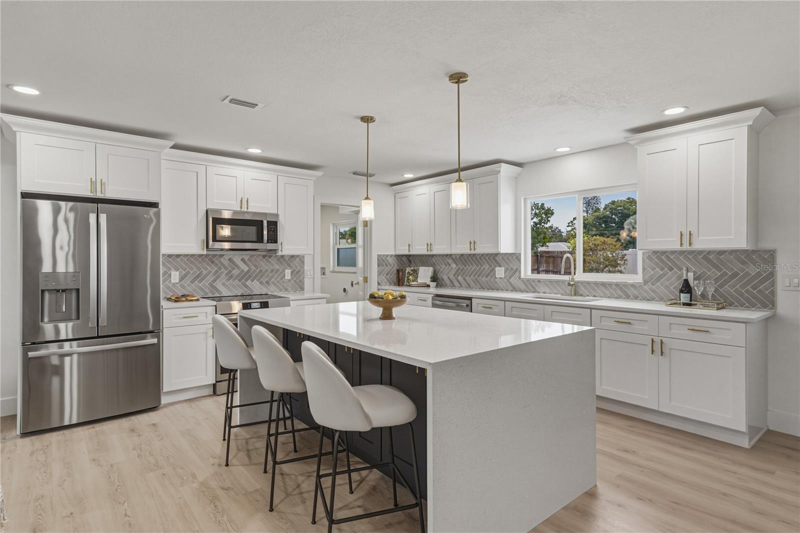 3810 18th Ave W Property Photo 14