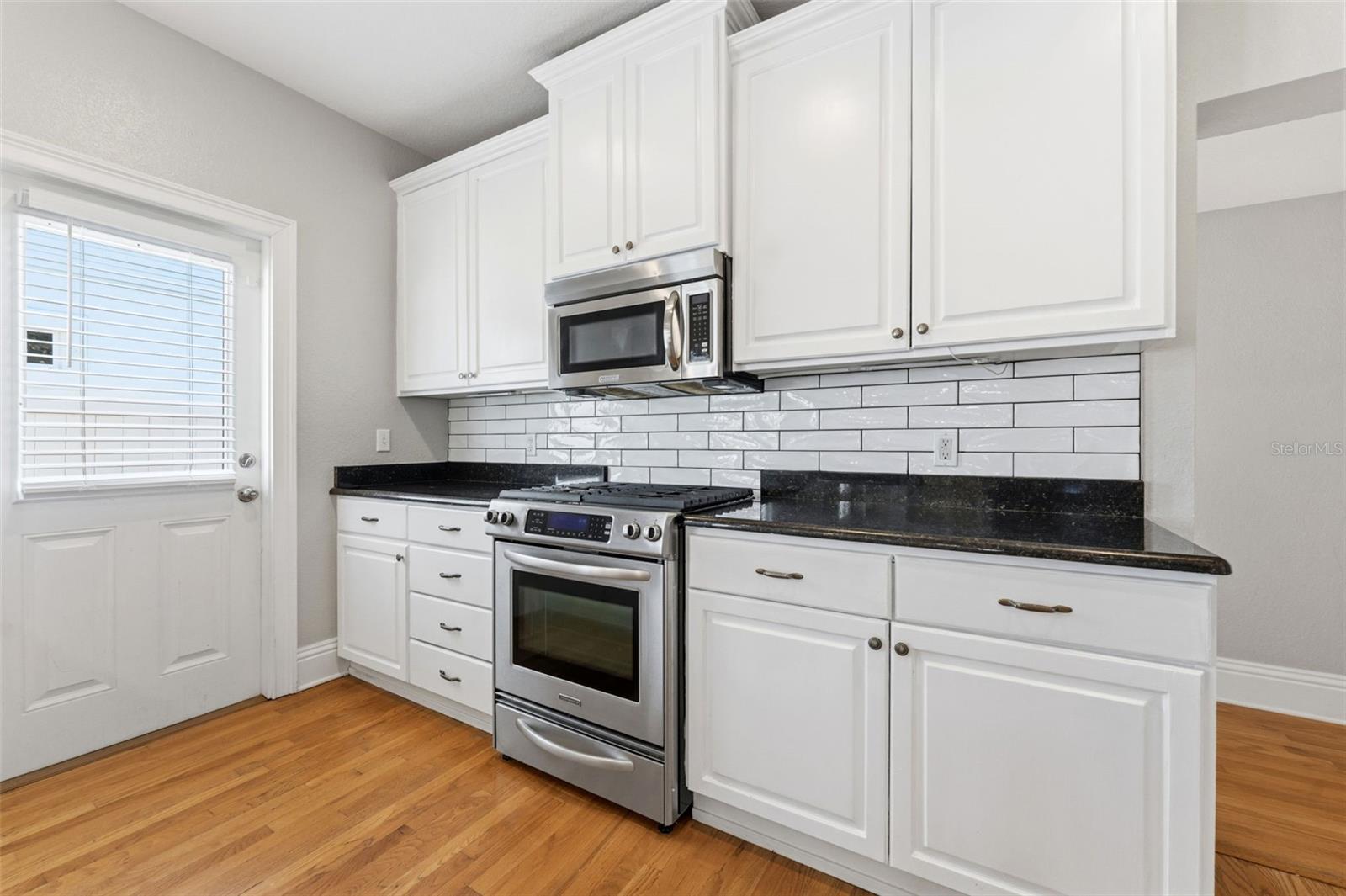 1618 S Arrawana Ave Property Photo 19