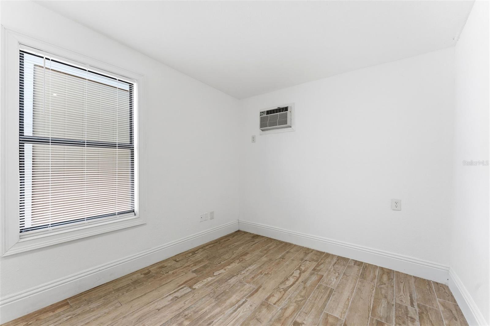 1618 S Arrawana Ave Property Photo 41