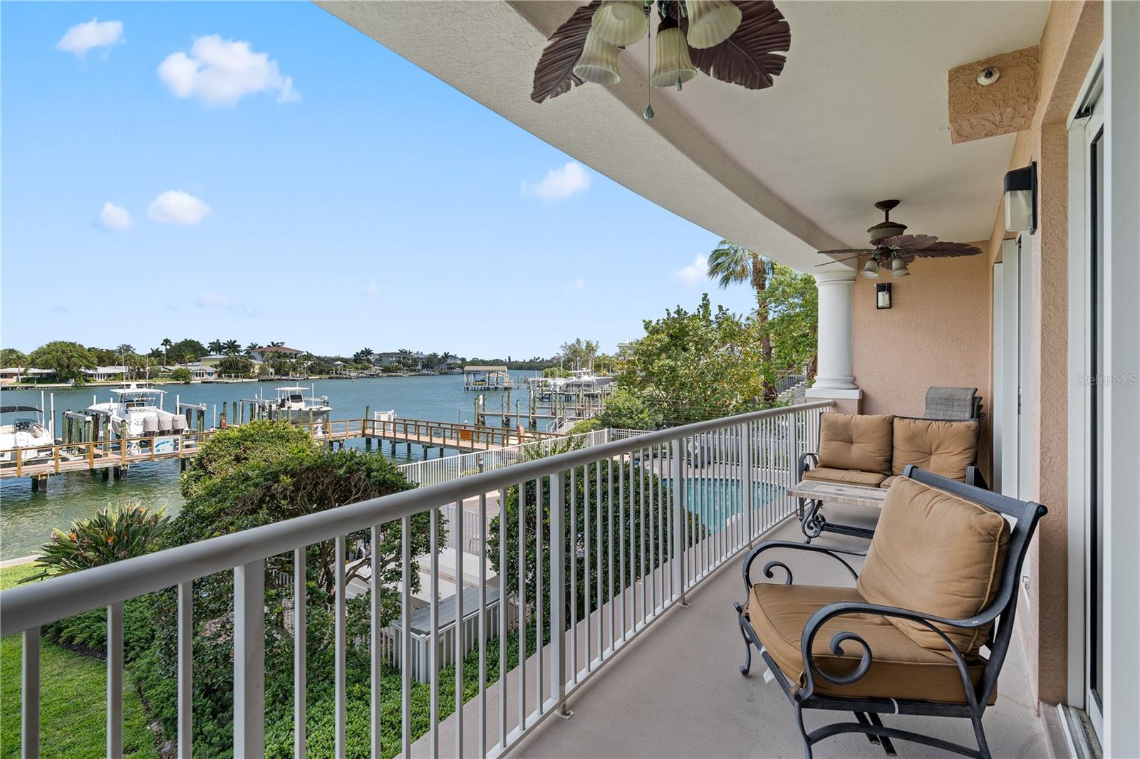 3805 Gulf Blvd #203 Property Photo 1
