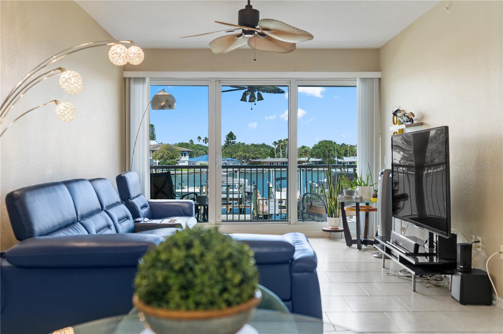 3805 Gulf Blvd #203 Property Photo 5