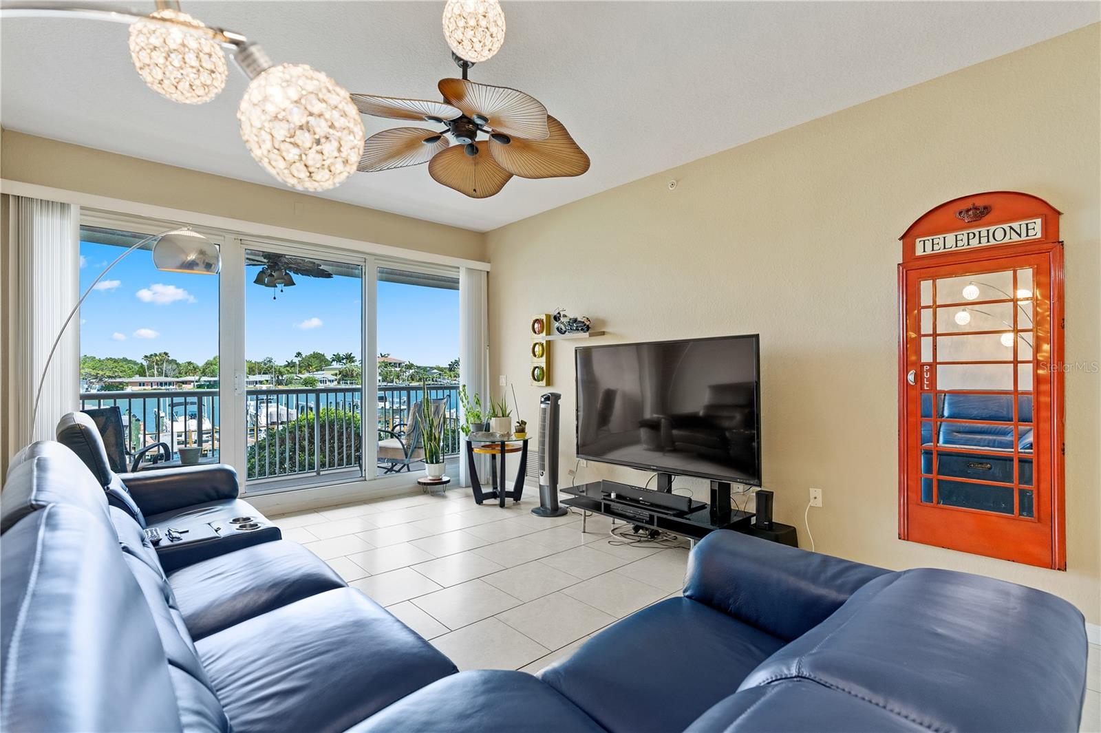3805 Gulf Blvd #203 Property Photo 6