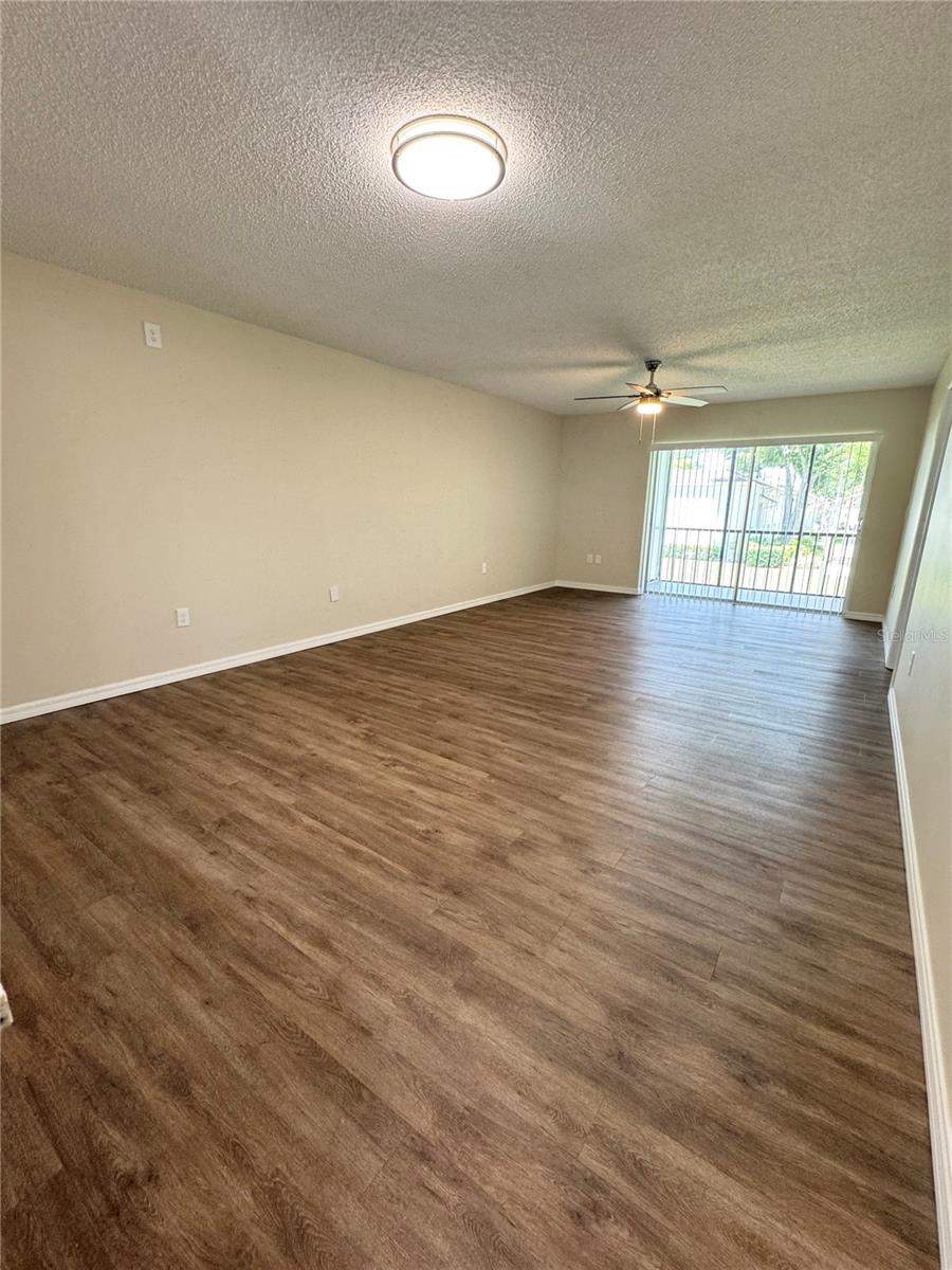 134 Cypress Ct Property Photo 3