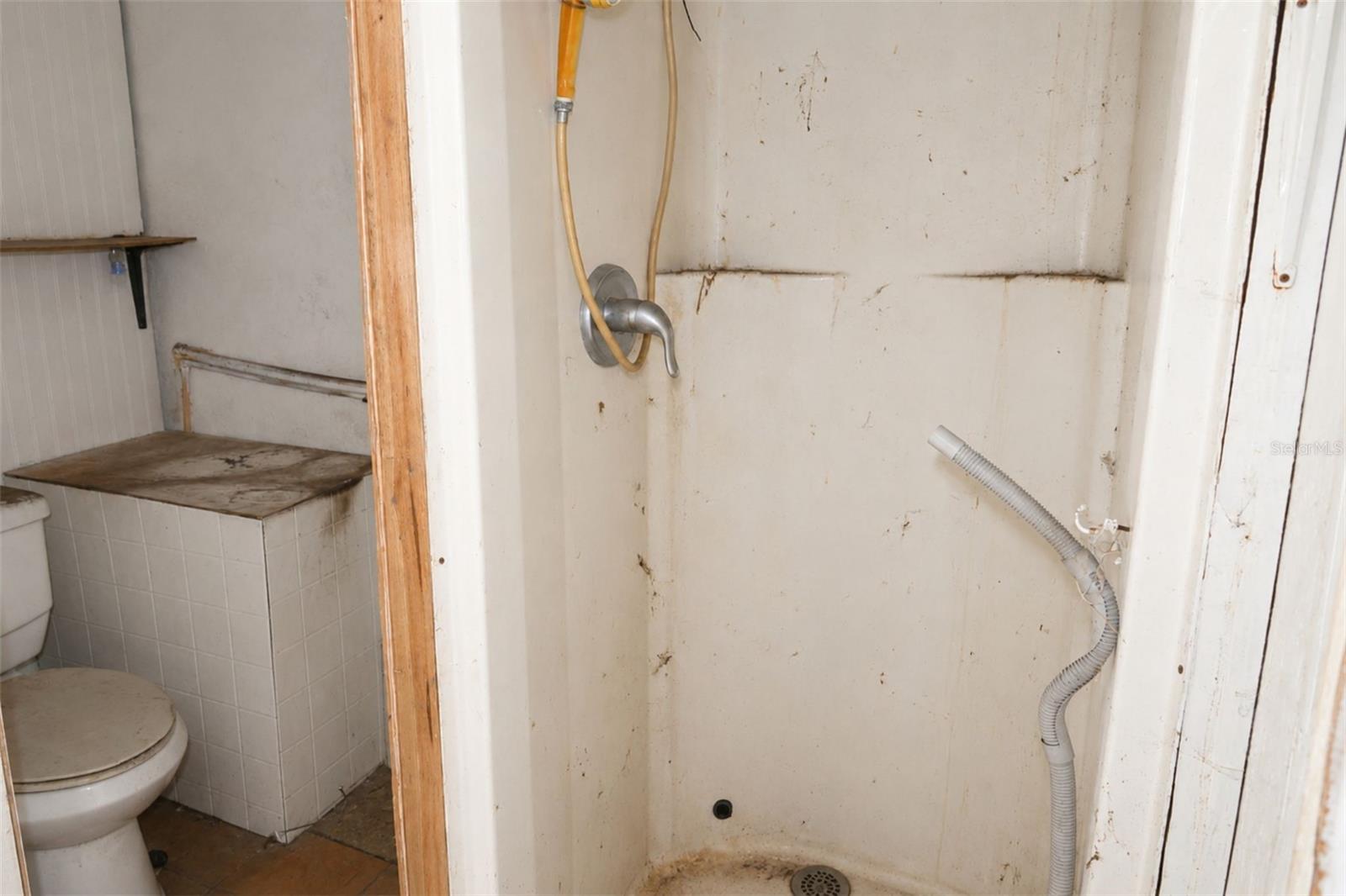 1302 28th St W Property Photo 16