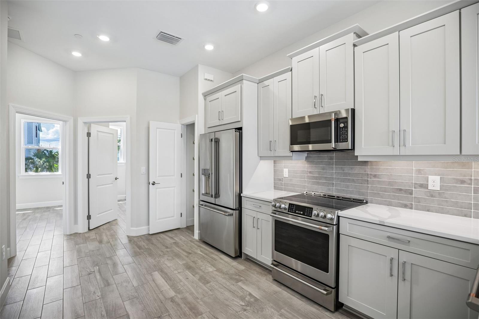 1623 Sea Haven Dr #306 Property Photo 7