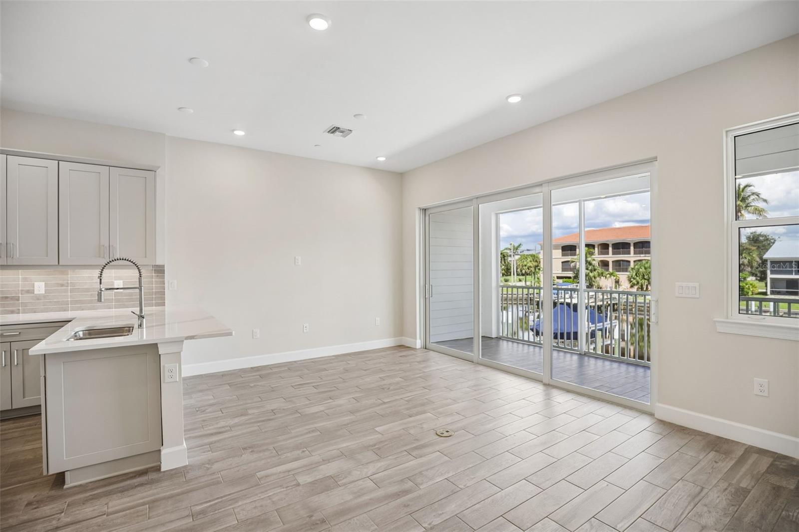 1623 Sea Haven Dr #306 Property Photo 13