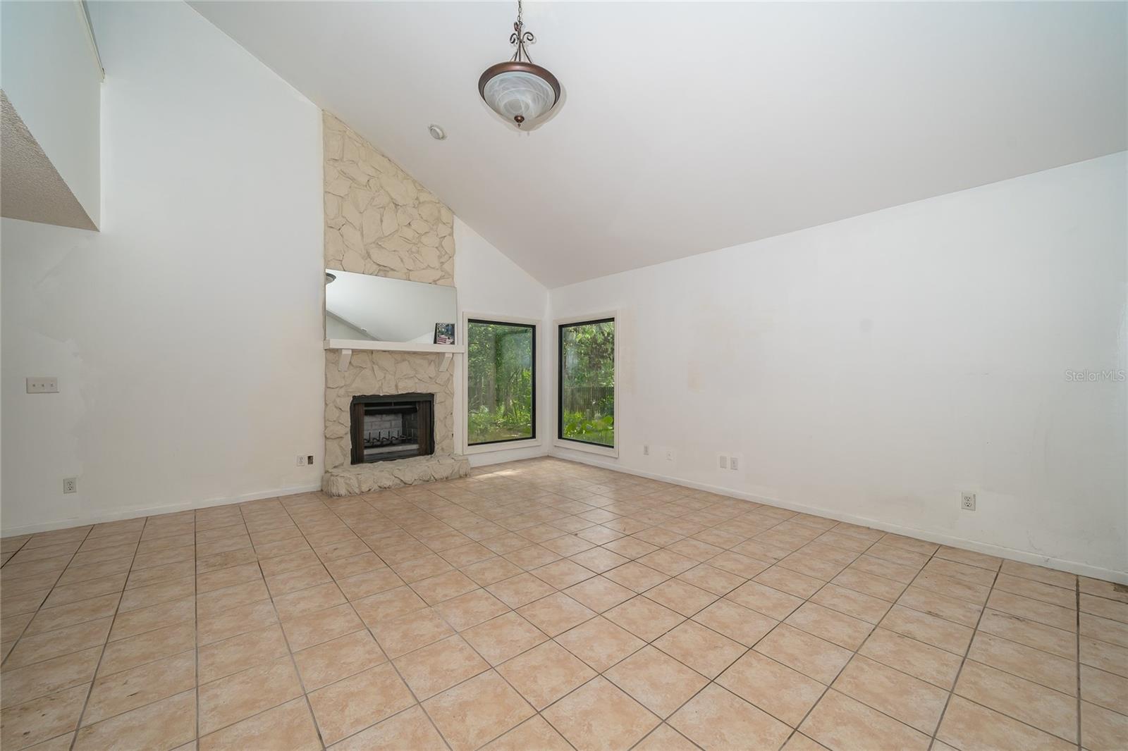 2501 Withy Ct Property Photo 13