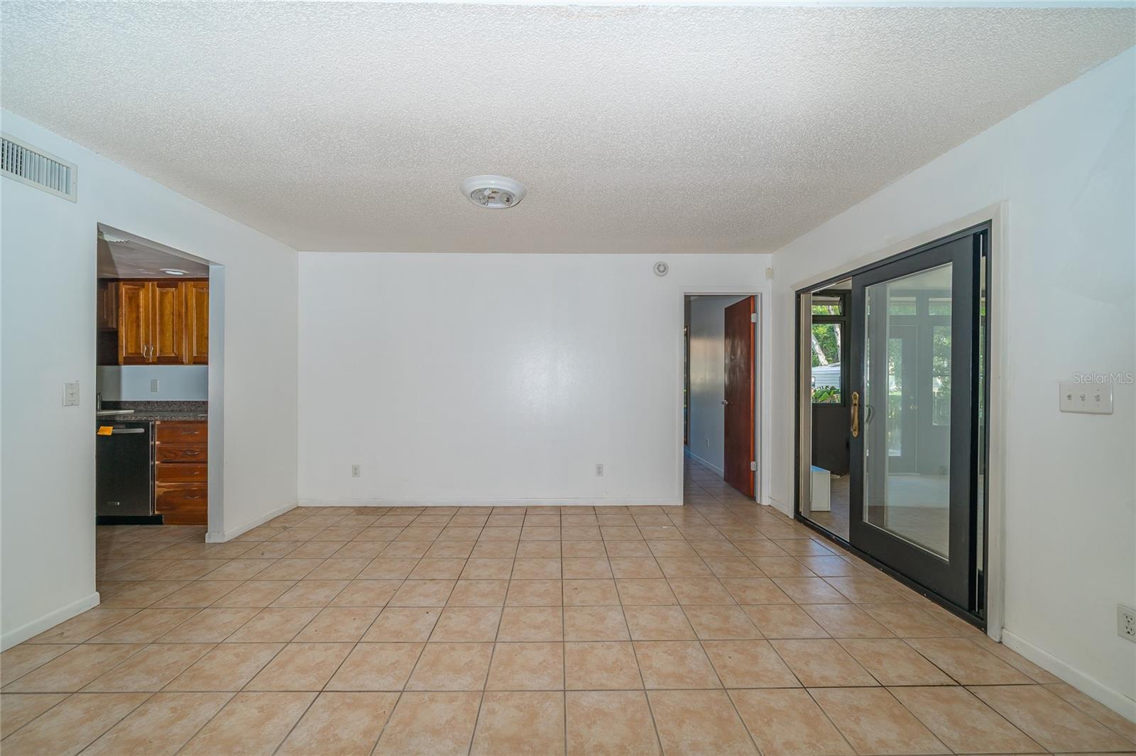 2501 Withy Ct Property Photo 18