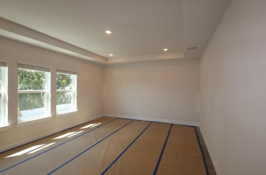 1002 W Ohio Ave Property Photo 16