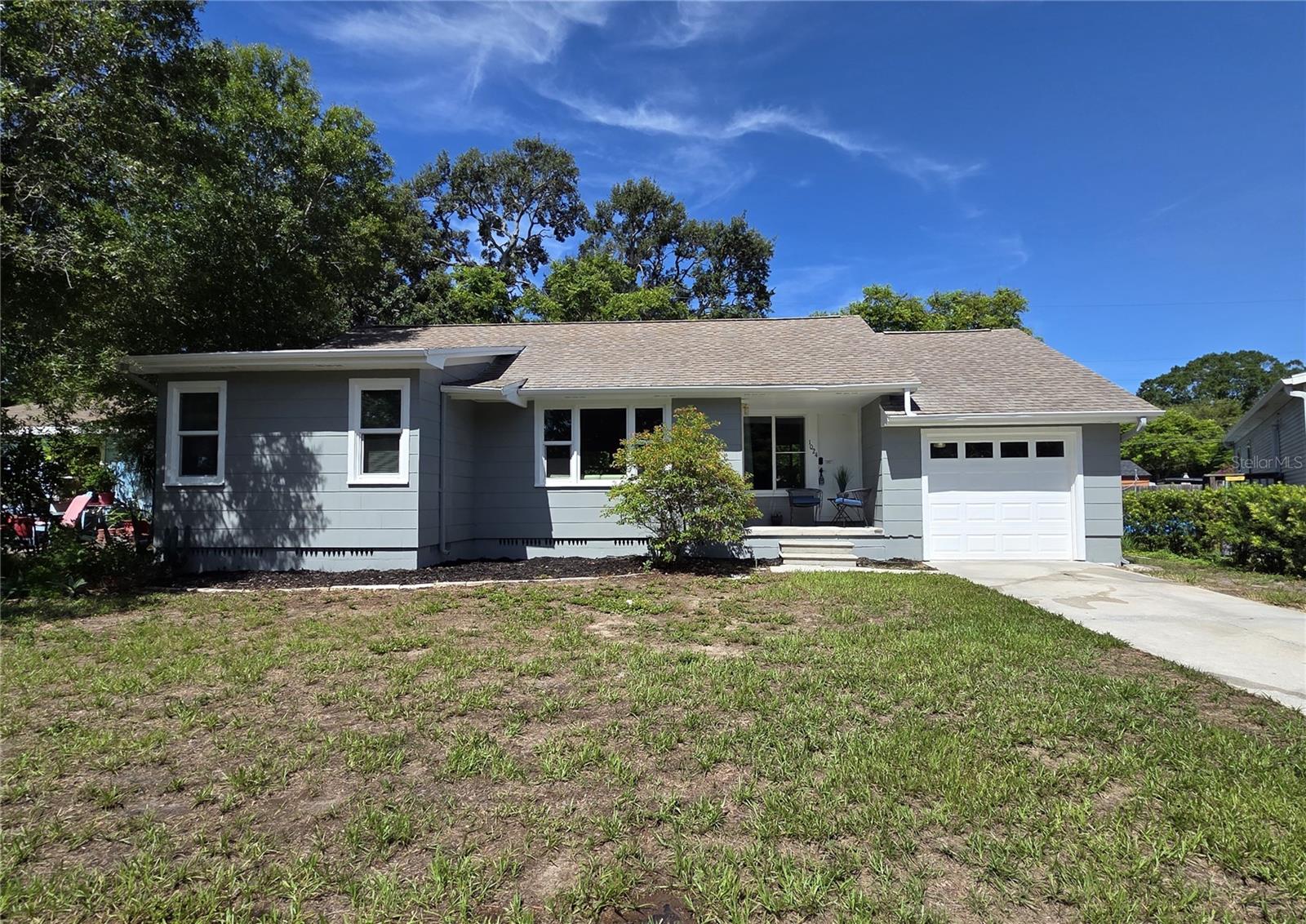 1024 MICHIGAN DR E Property Photo 1