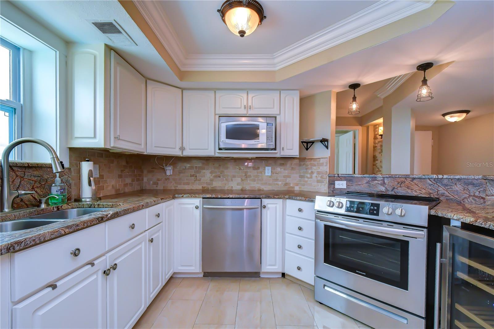 6504 Surfside Blvd #8 Property Photo 8