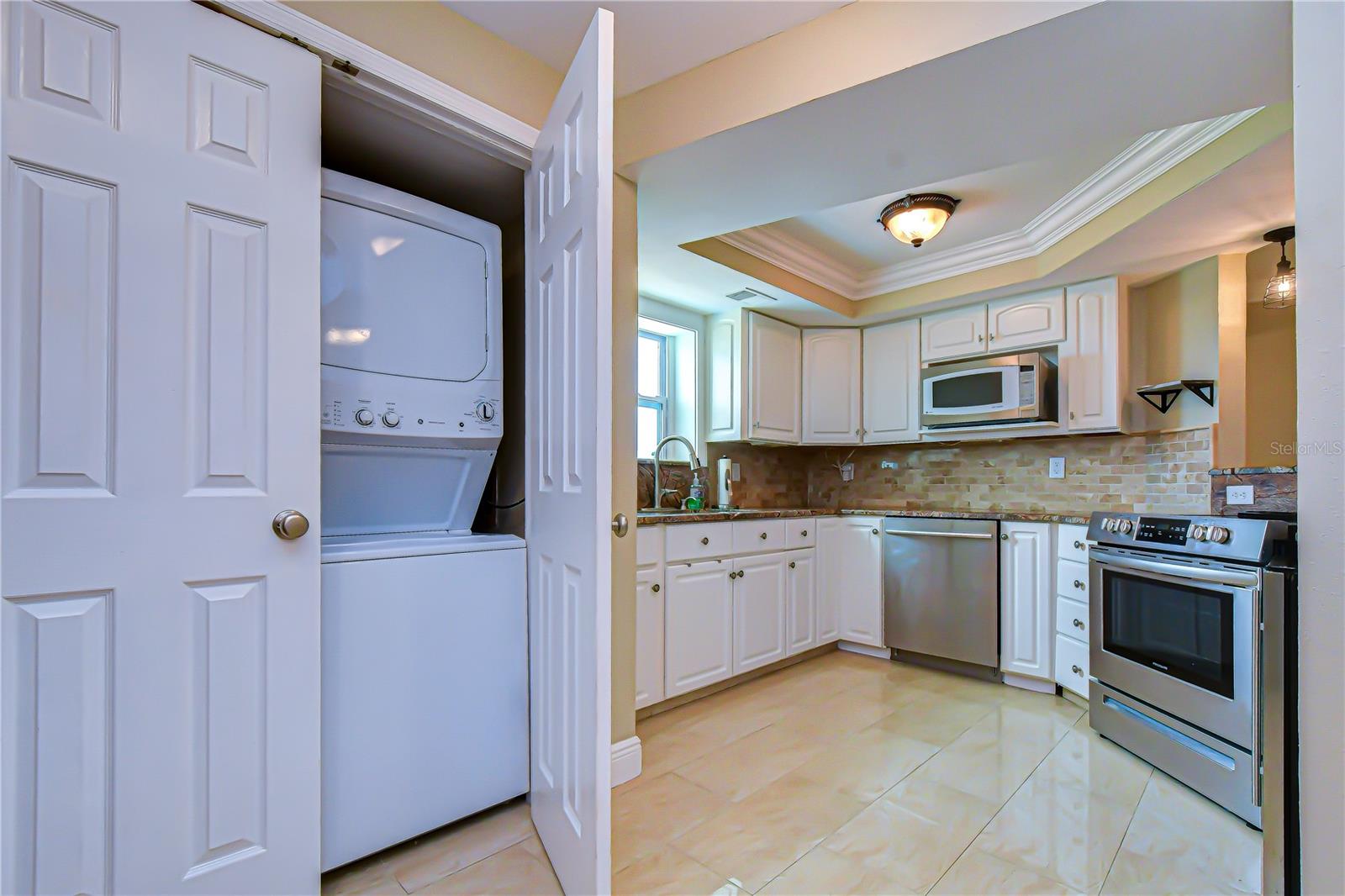 6504 Surfside Blvd #8 Property Photo 11