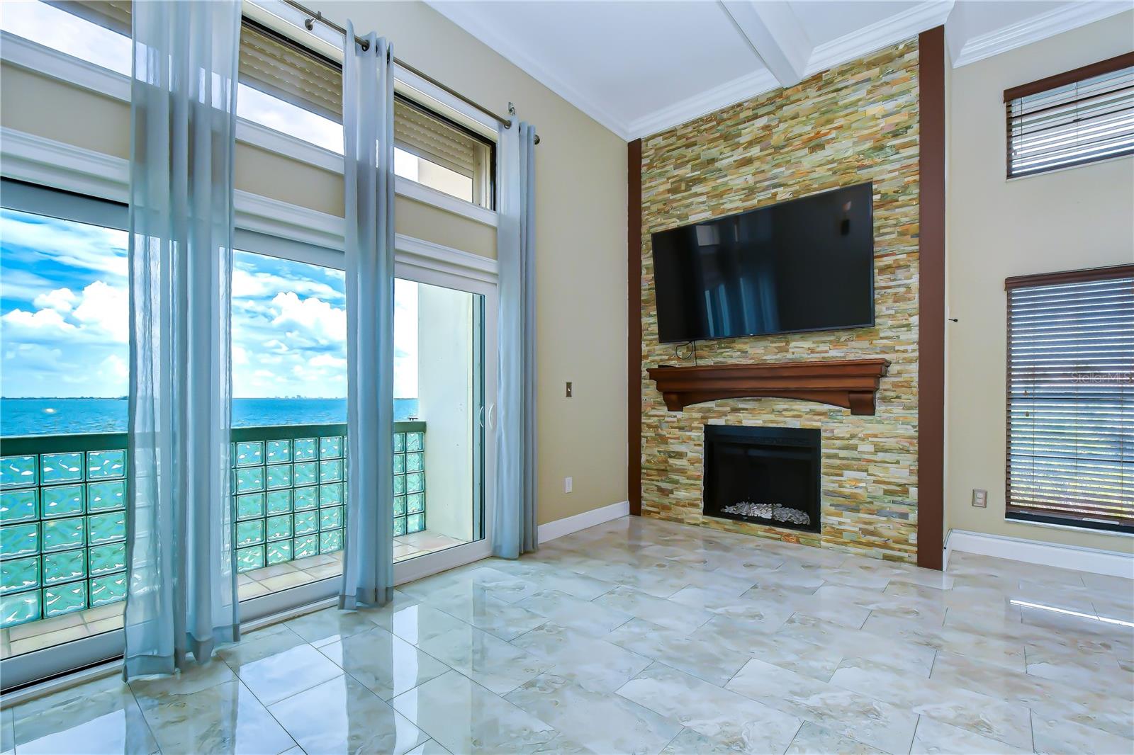 6504 Surfside Blvd #8 Property Photo 14