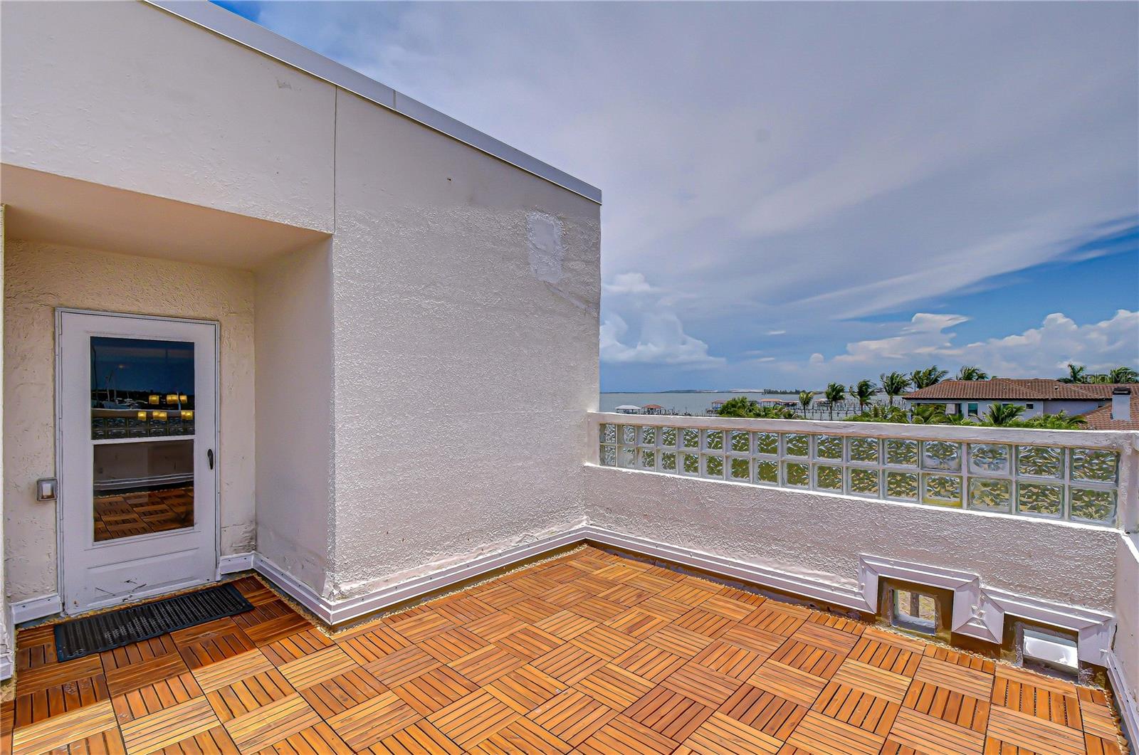 6504 Surfside Blvd #8 Property Photo 25