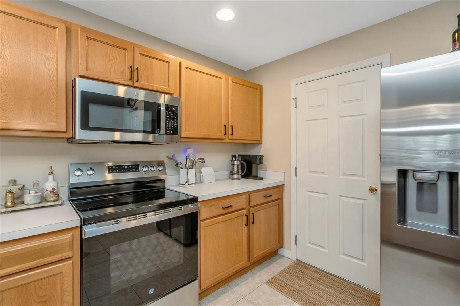 2958 Royal Tuscan Ln Property Photo 14
