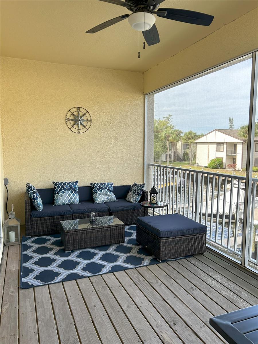 844 Callista Cay Loop Property Photo 11