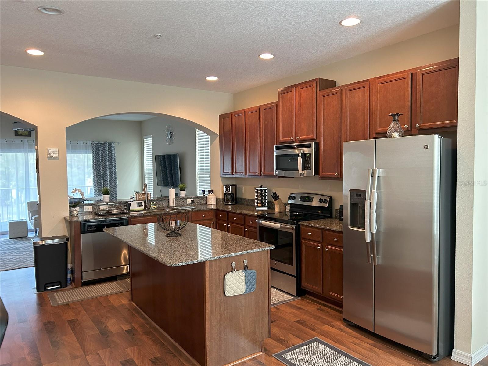 844 Callista Cay Loop Property Photo 13