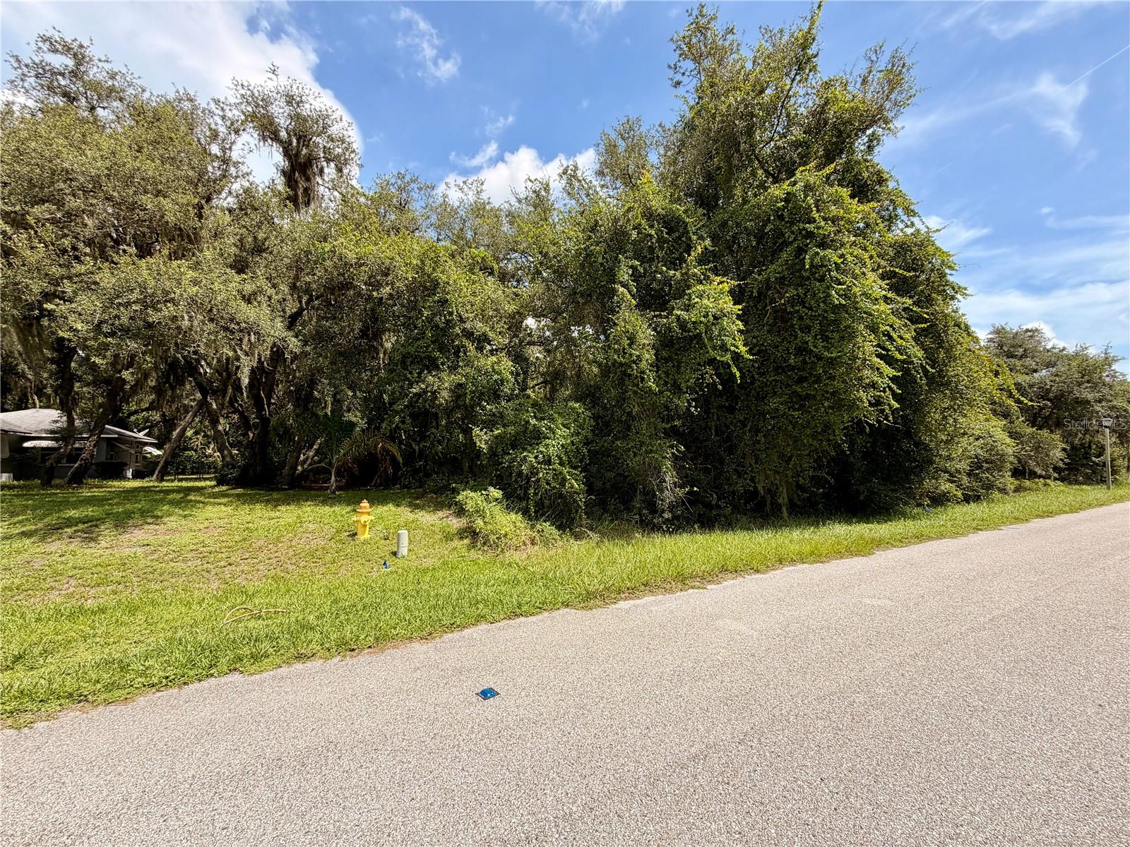 5717 Sun Valley Dr Property Photo 1